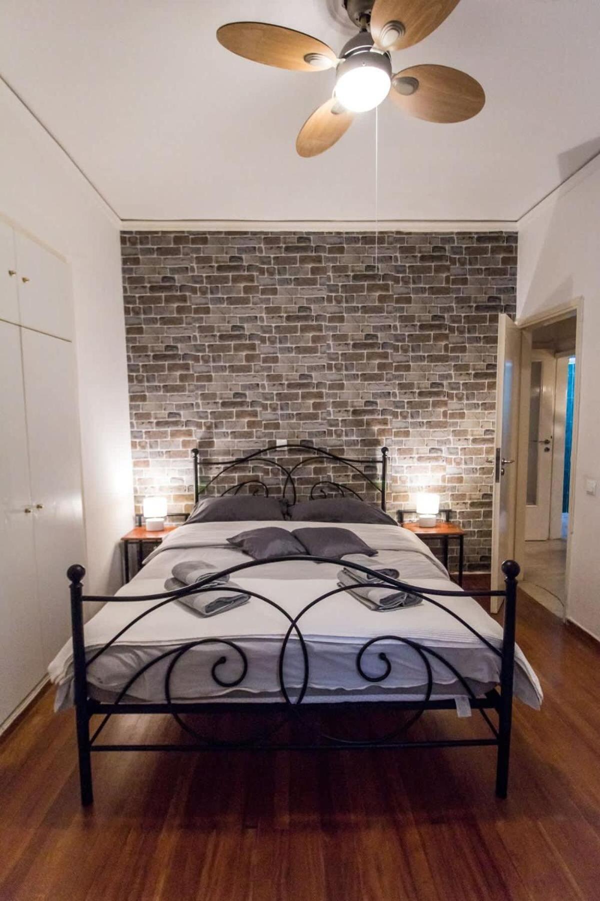 Stylish Apt In Athens Center Экстерьер фото